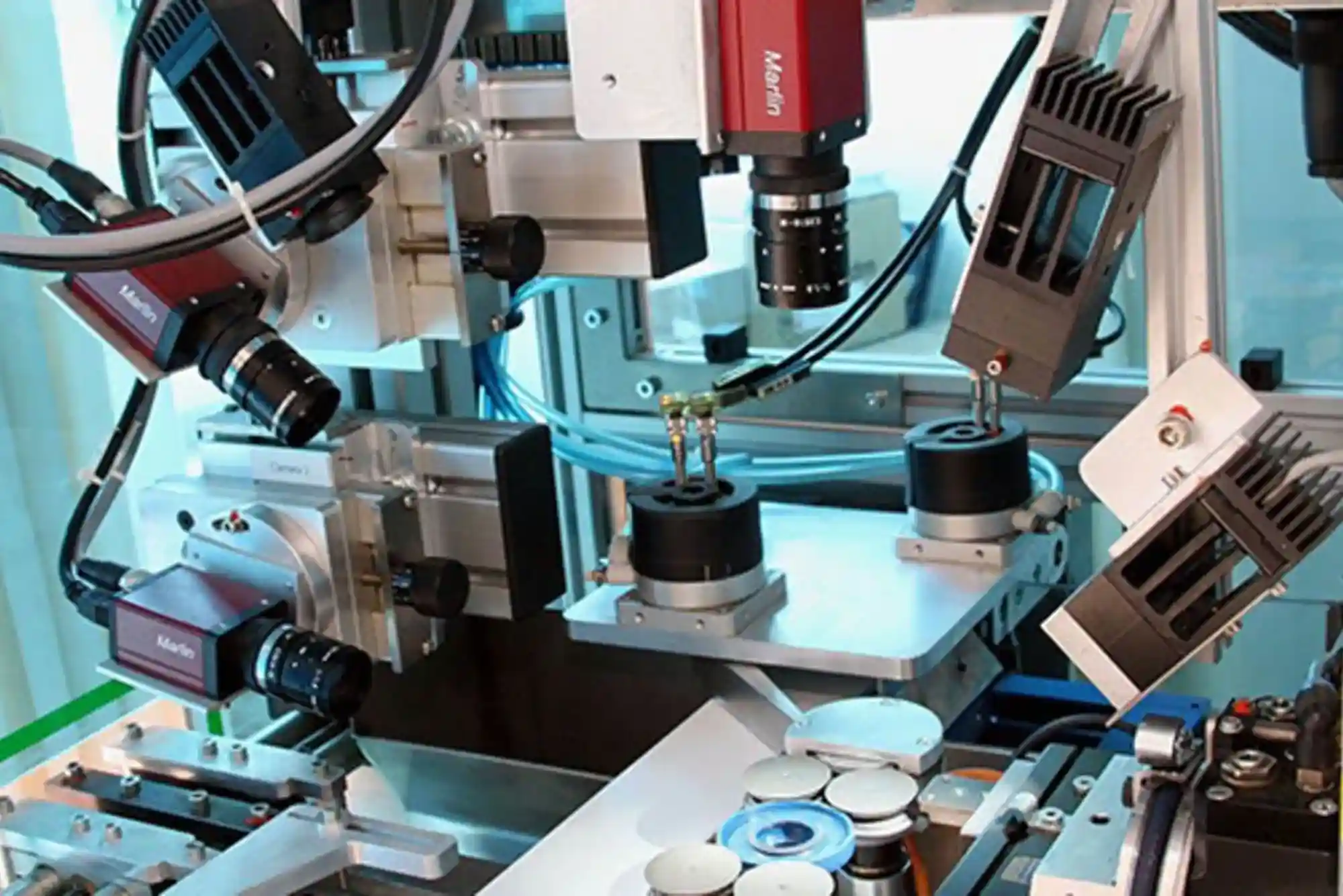 Maker-ray Technology: Leading the Way in Intelligent Optical Inspection Solutions