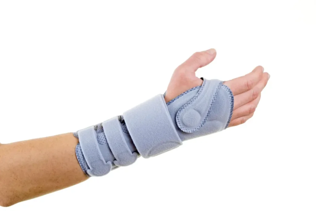 Bowling Wrist Support A Guide to Choosing the Right Brace for Your Game with Fivali