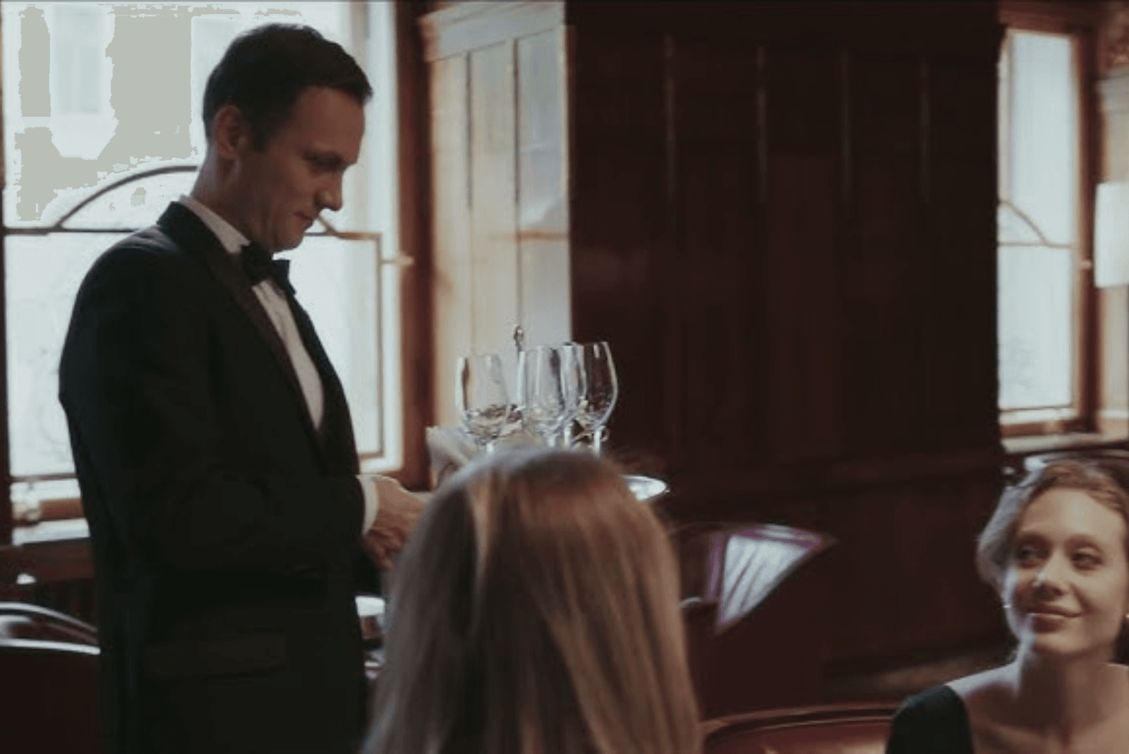 What is the process for booking Dubai escorts