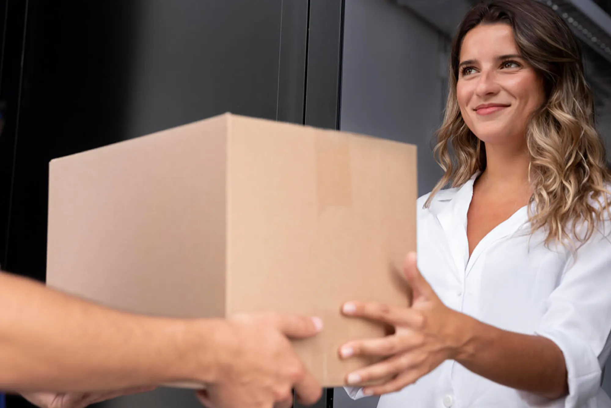 Understanding Door to Door Cargo Services