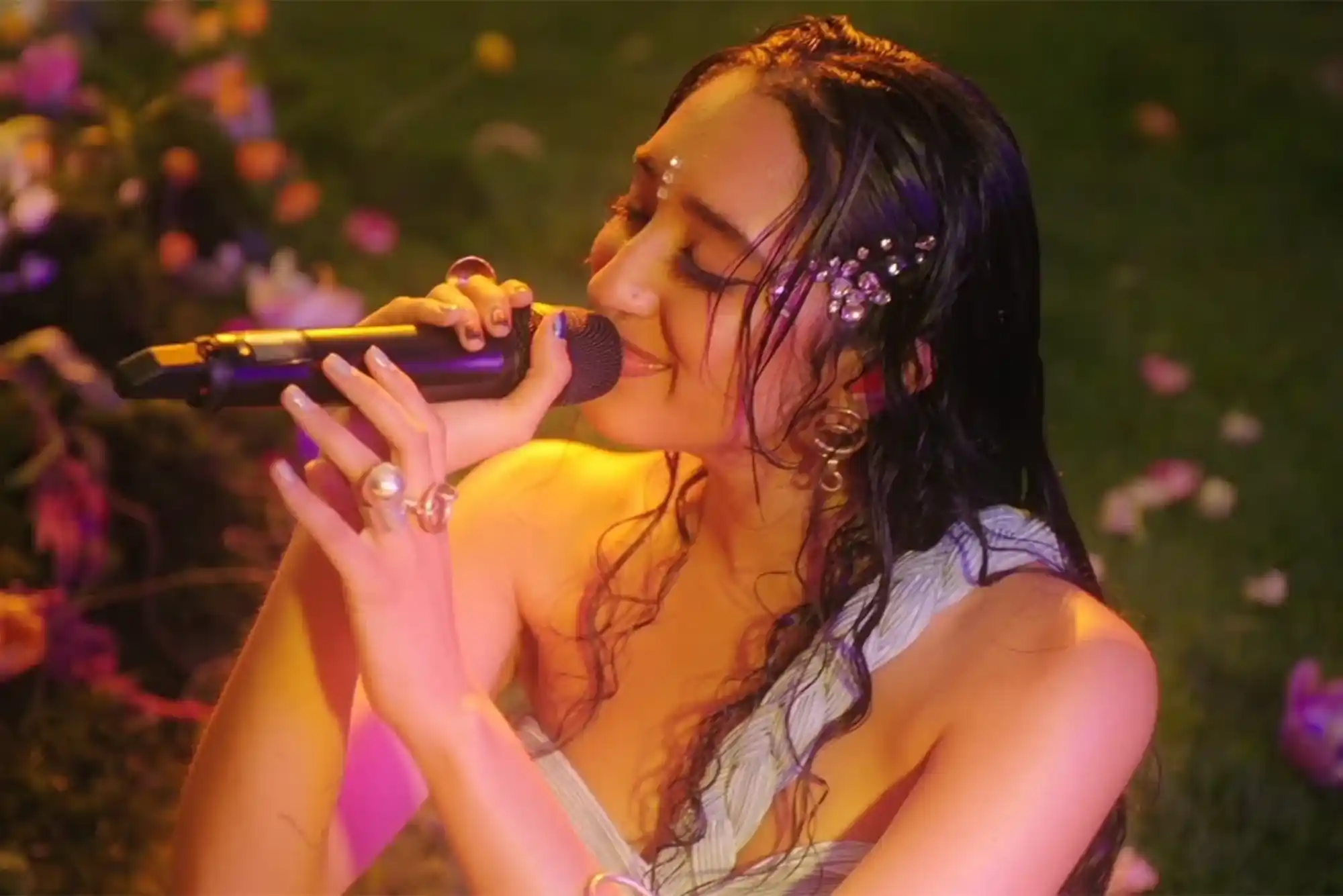 Niyara Useinova A Rising Star in the World of Music and Art