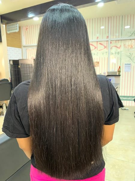 Nikkis Beauty Salon