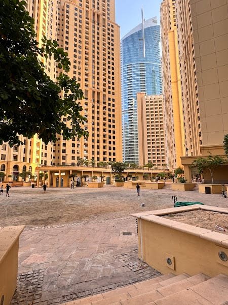 Avis Rent a Car – Jumeira Beach Residences