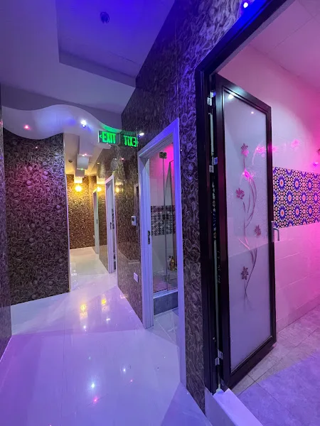 Lucky Dream Spa Massage Center In Al Khail Mall