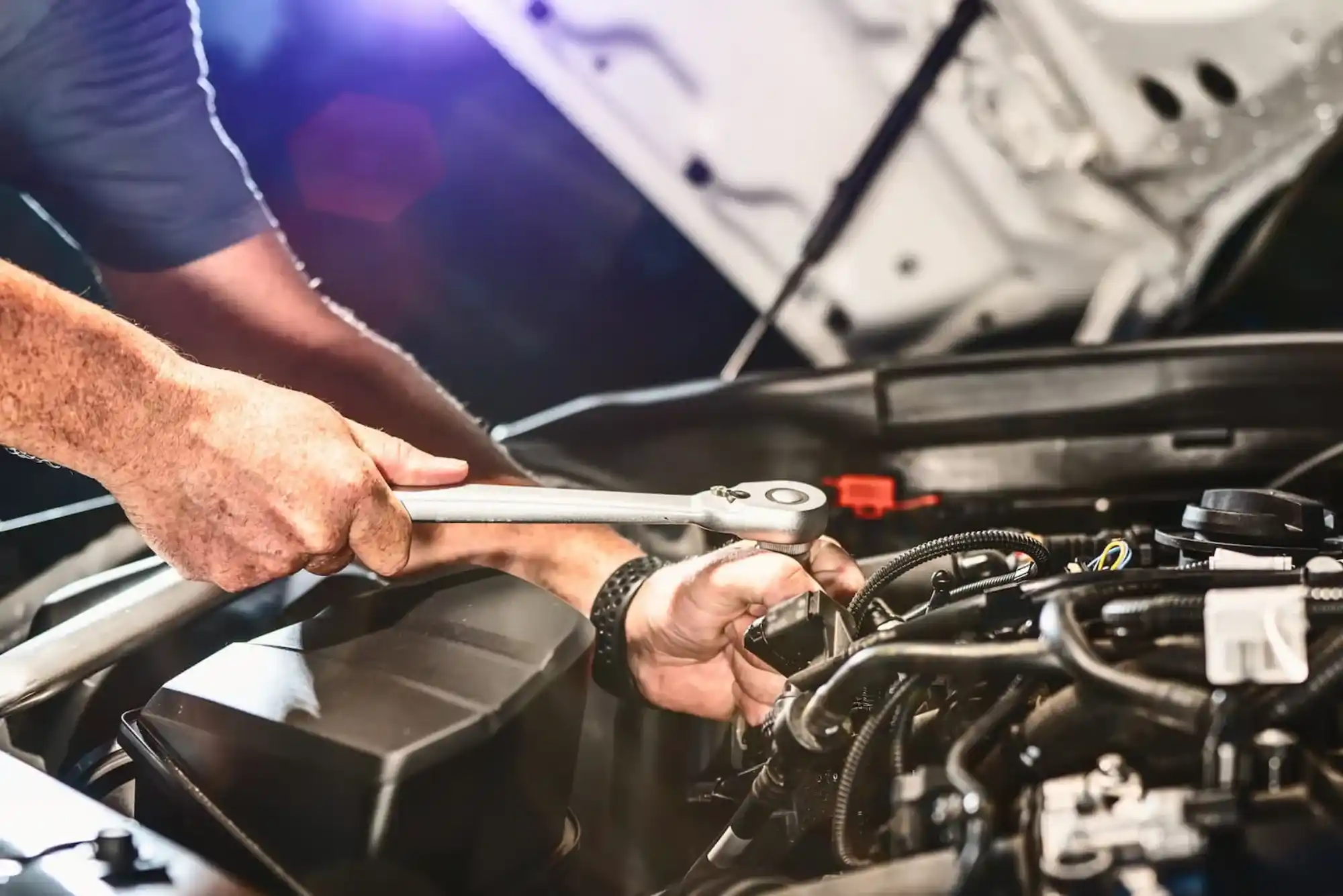 What Services Does a Mobile Car Mechanic Near Me Offer