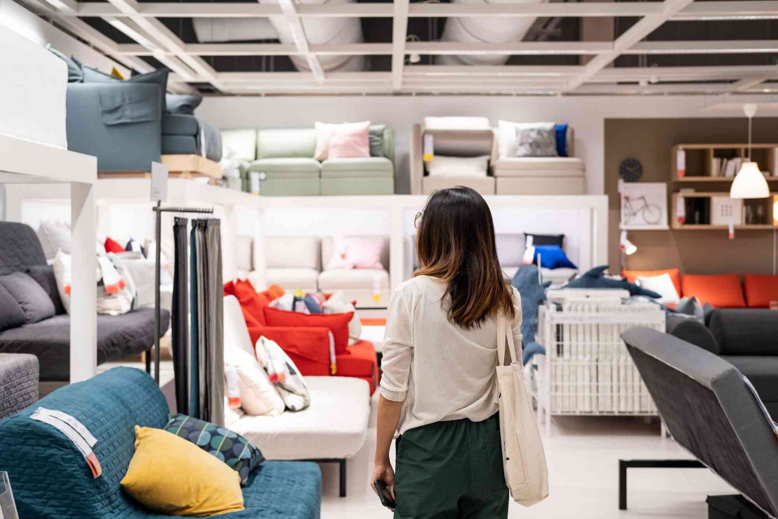 Furniture Shopping Tips for Expats Moving to the UAE