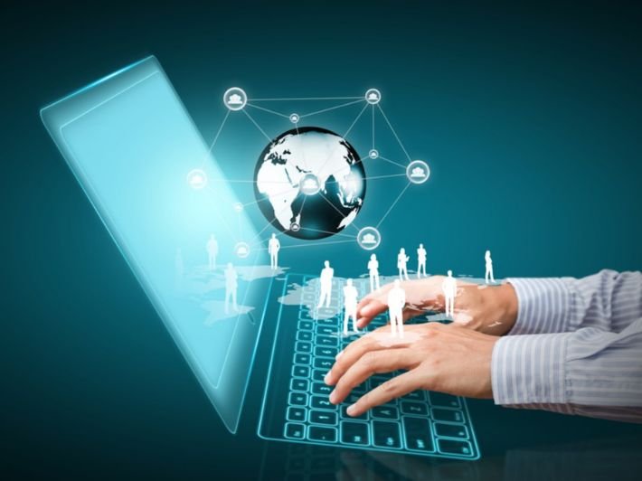 الحاسبات الإلكترونية: أدوات ذكية لحسابات يومية بدقة وسهولة