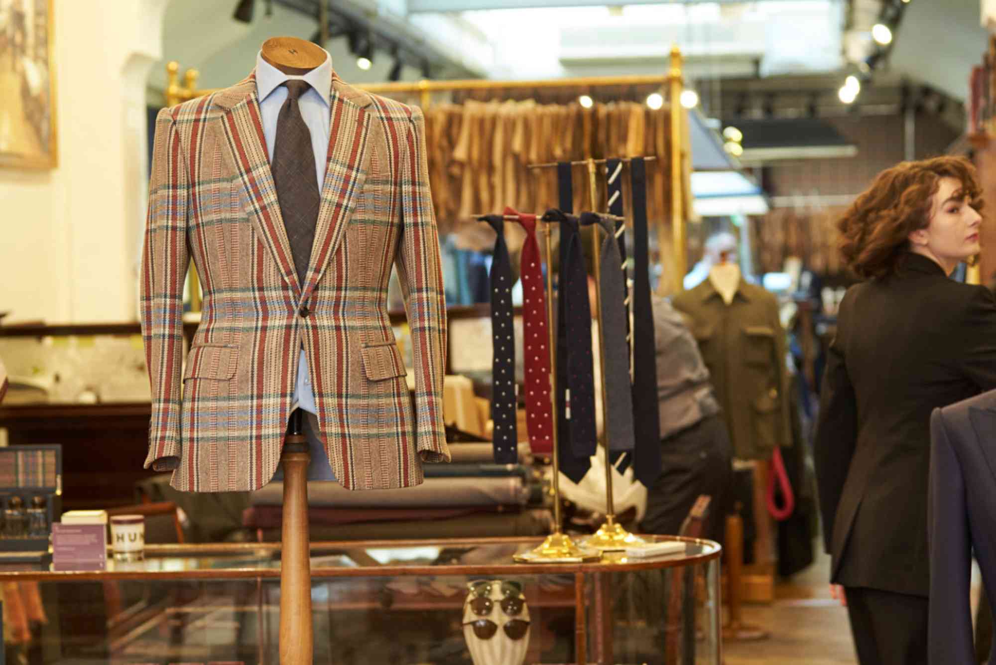 Family-Owned Tailor Expands Online Bespoke Suiting Service Worldwide